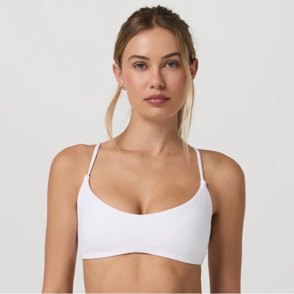 Vuori White Sports Bra